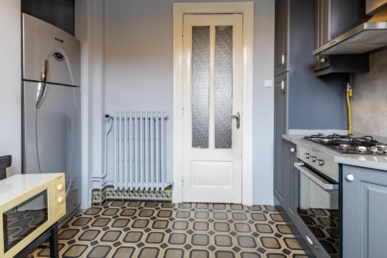 Appartement Flat With Balcony And Bosphorus View In Beyoglu à Istambul Extérieur photo