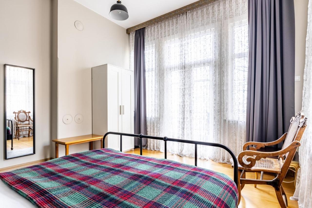 Appartement Flat With Balcony And Bosphorus View In Beyoglu à Istambul Extérieur photo