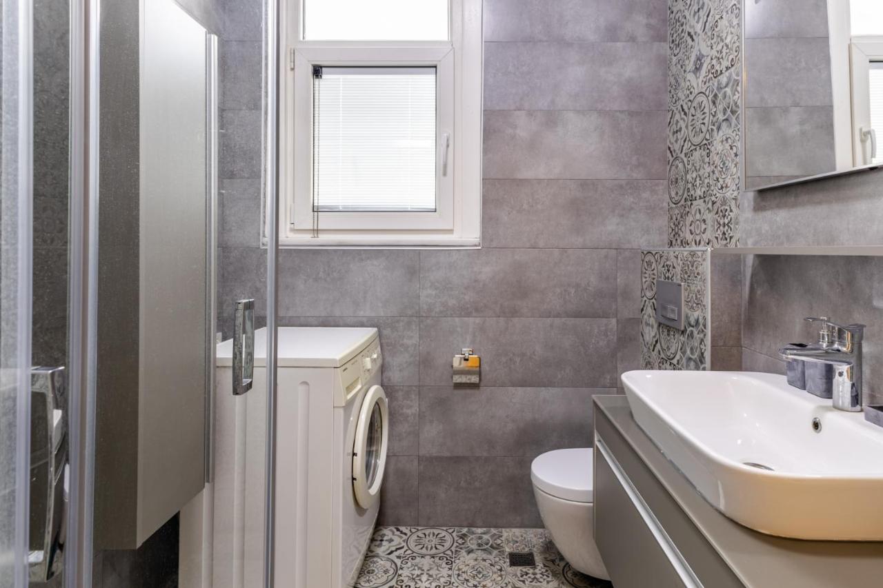 Appartement Flat With Balcony And Bosphorus View In Beyoglu à Istambul Extérieur photo